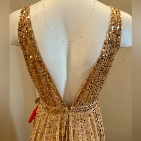 Mac Duggal 6 Sunset Sequin Plunge V Neck Gown NWT Flowy A Line Skirt - Picture 10 of 13